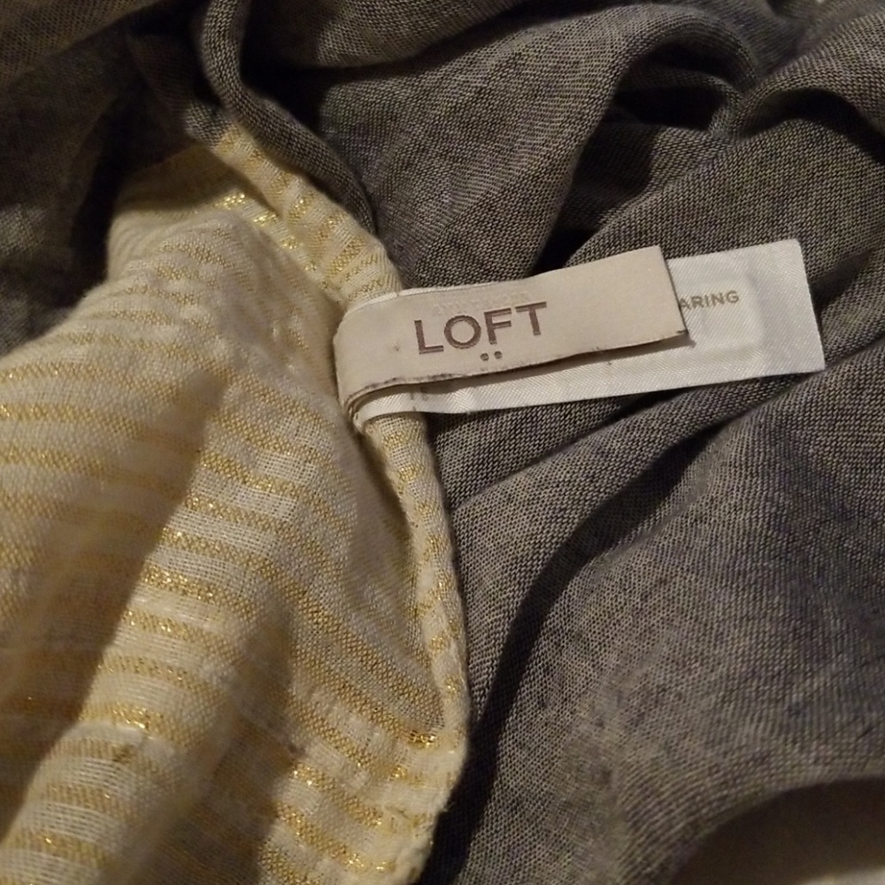 Scarves - Picture 2 of 3